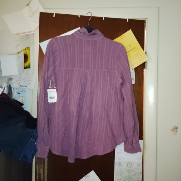 FREE PEOPLE Floral Embroidered Button Up Shirt 🆕 - Picture 8 of 11